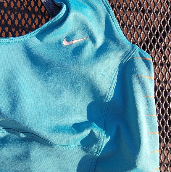Nike Dri-Fit Turquoise Women’s Tank Top with built-in bra size L - Picture 6 of 8